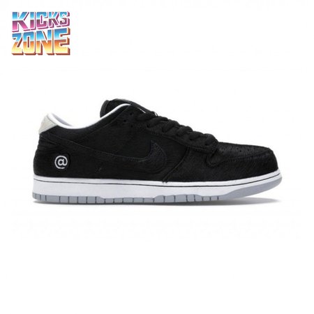 Medicom Toy x Dunk Low SB Size 36-46